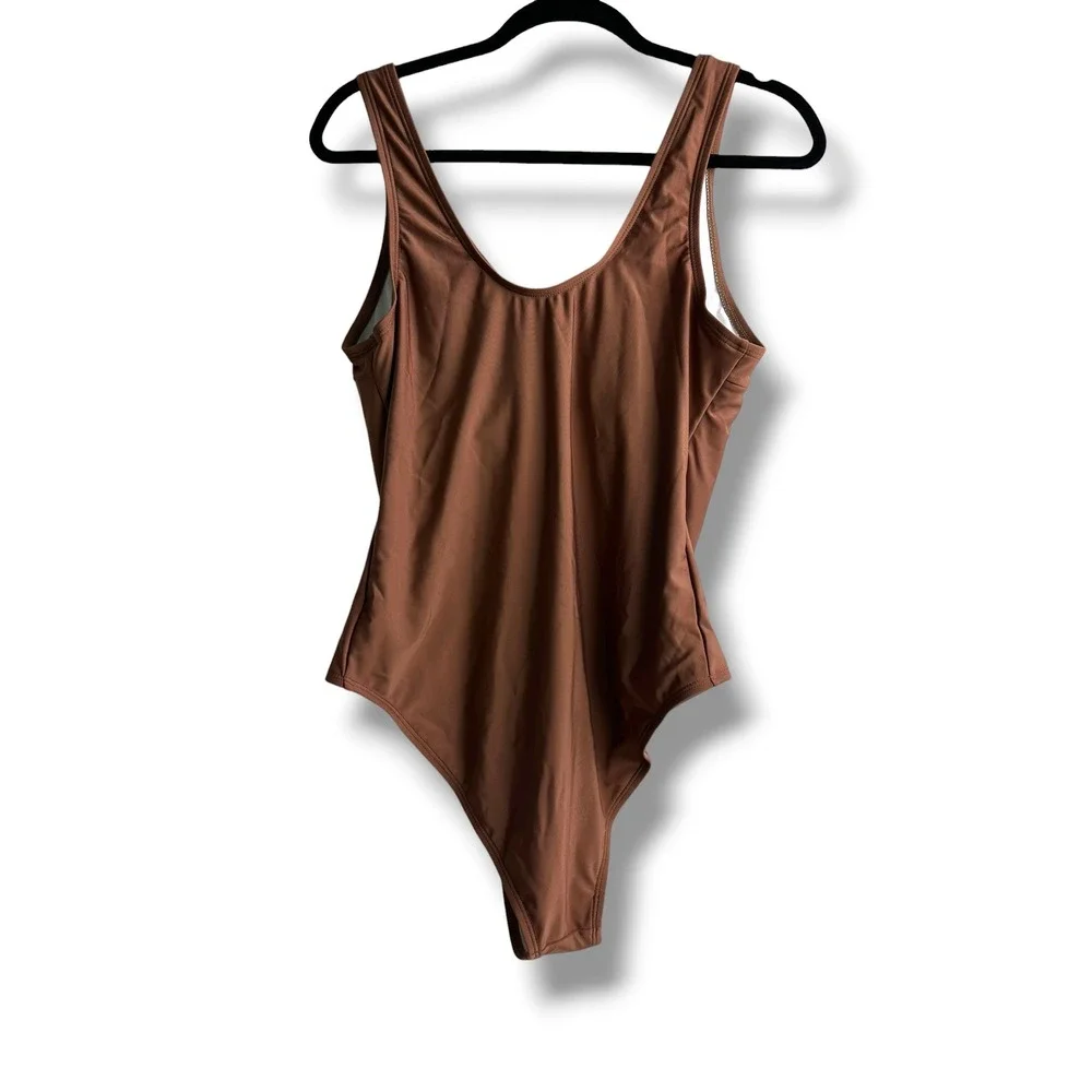 Brown Scoop Neck High Cut One Piece Swimsuit Size 2XL Minimalist Swimwear